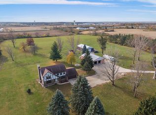 45W169 Dietrich Rd, Hampshire, IL 60140