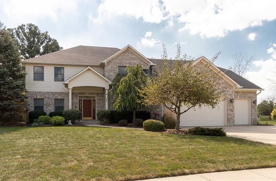 1st image of 826 Columbia Ct