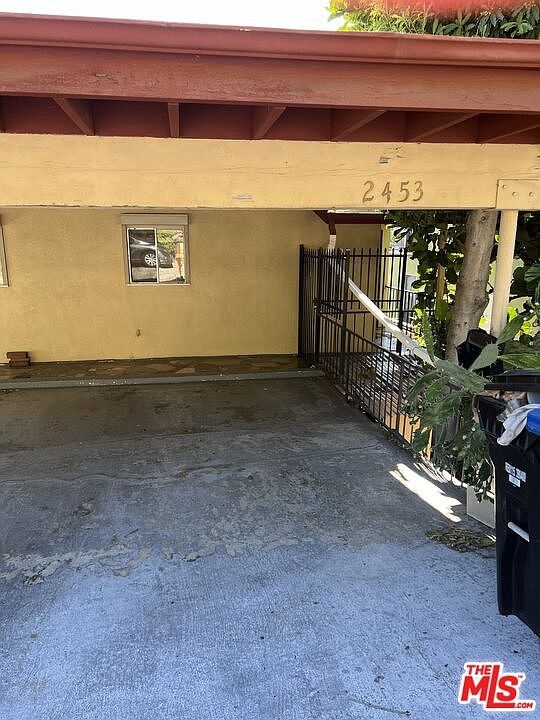 1st image of 2453 McCready Ave