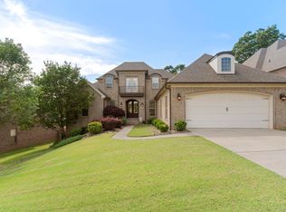 152 Blackburn Dr, Little Rock, AR 72211