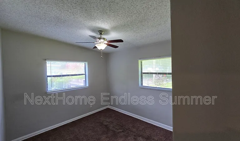 2917 Parr Ct W — Photo 5
