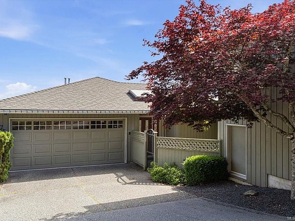 3rd image of 3375 Edgewood Dr
