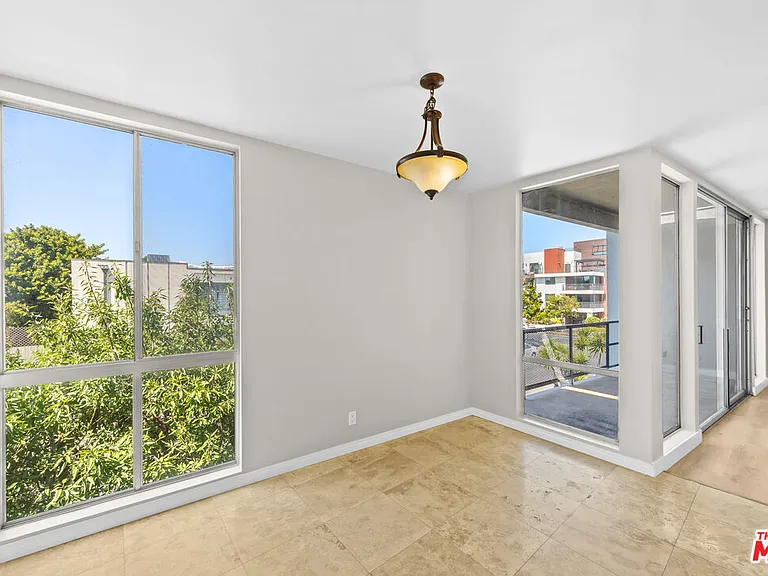 8638 Cashio St #8 — Photo 7