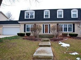 3860 Downers Dr, Downers Grove, IL 60515