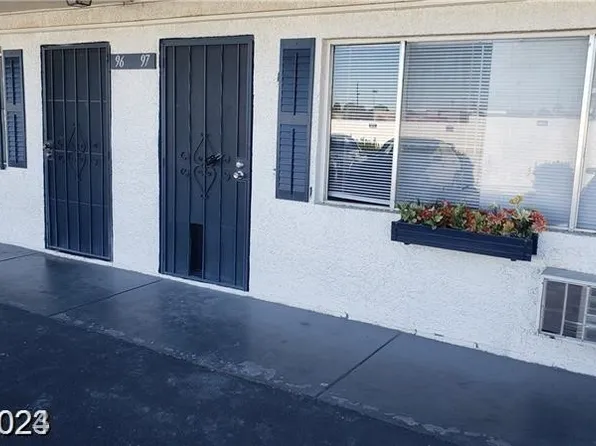 4600 University Center Dr #97, Las Vegas, NV 89119