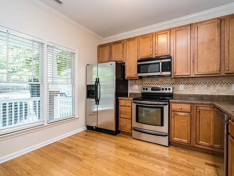 1010 Mica Lamp Ct — Photo 6