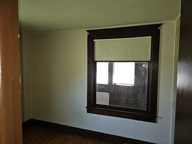 802 N 1st Ave — Photo 4