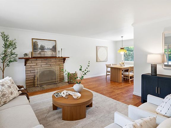 3rd image of 1008 Samuel Drive