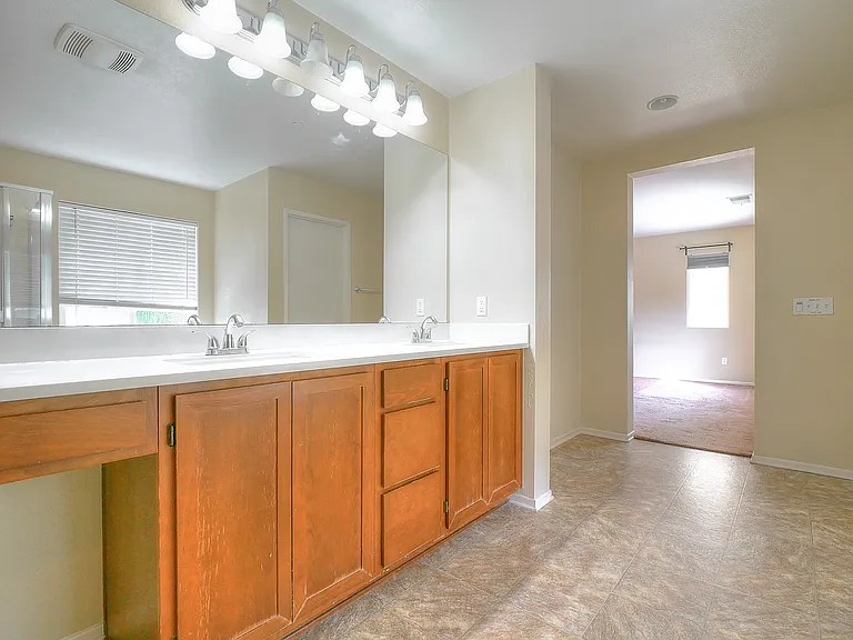 34212 Woodmont #1 — Photo 44