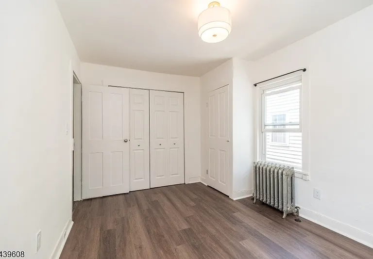 11 S Harrison St #B — Photo 21