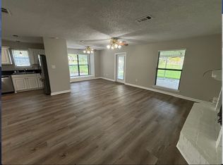 41458 Jeanette Rd, Prairieville, LA 70769