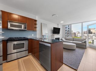 822 Seymour St #1102, Vancouver, BC V6B 1L7