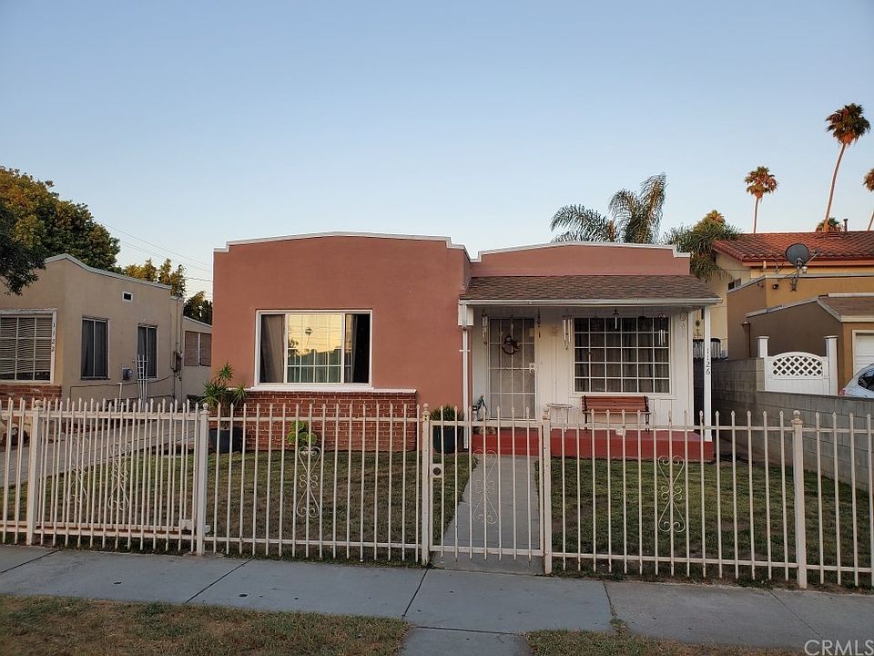 1126 S Flower St Inglewood Ca 90301 Zillow 1126 S Flower St Inglewood Ca 90301 Zillow