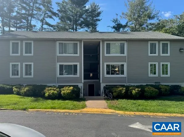 105 Berry St APT 10, Orange, VA 22960