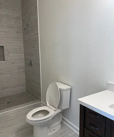 528 S Crocker St — Photo 3