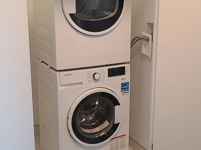 30 Gibbs Rd #1306 — Photo 18
