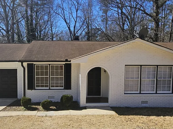 3749 Valpariso Cir, Decatur, GA 30034