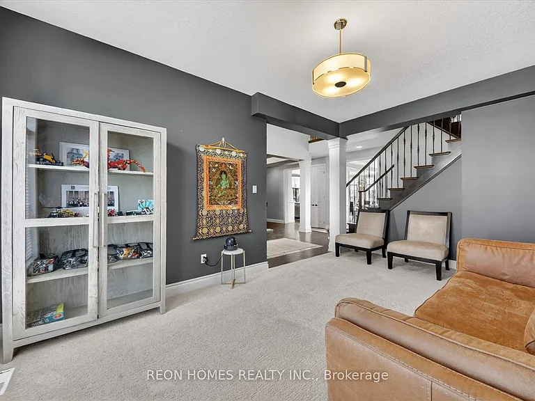 2192 Callingham Dr — Photo 6