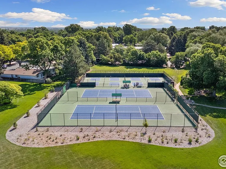 New Pickleball Court's