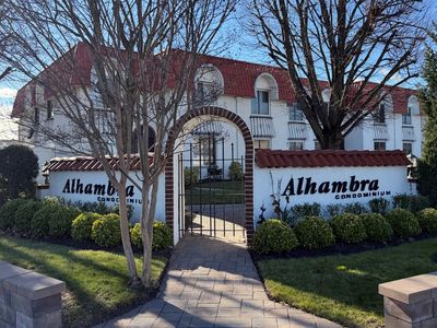 25 Alhambra Drive, Oceanside, NY, 11572