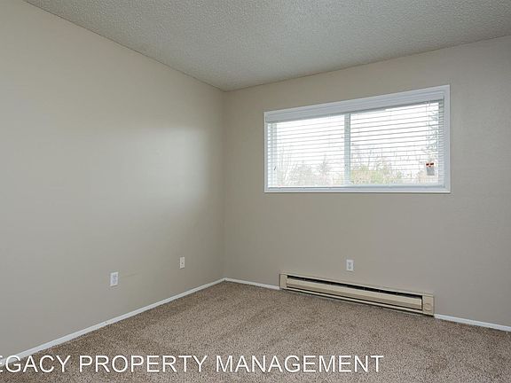 2nd image of 11177 NE Weidler St #A02