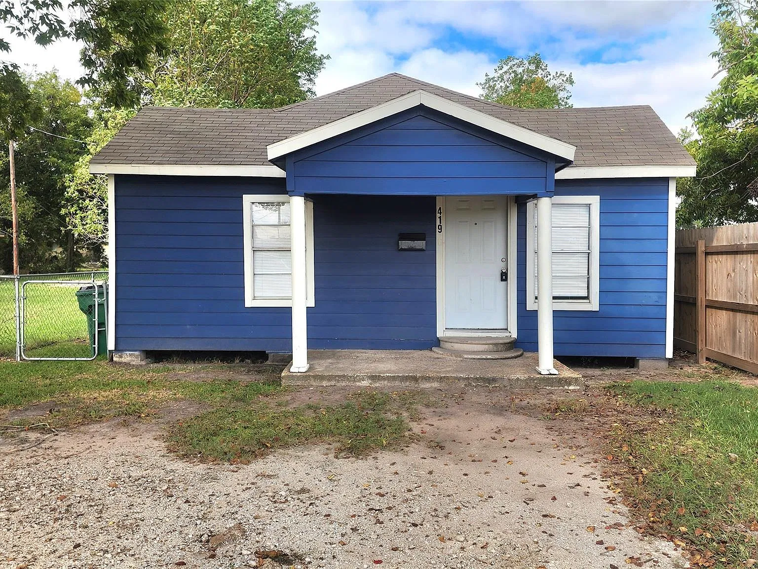 3 bed, 2.0 bath, 1300 sqft, $1,650 — Photo 4