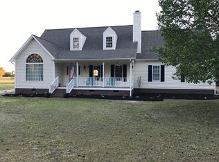 550 Jones Rd, Newton Grove, NC 28366