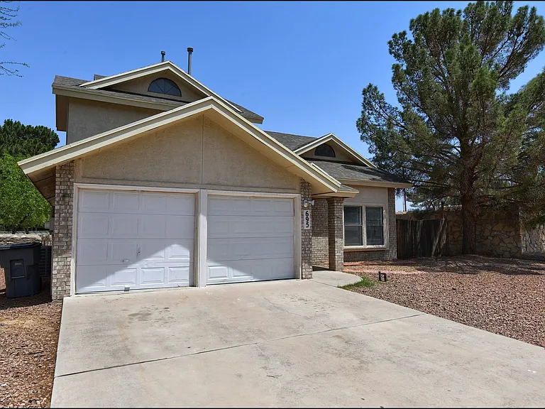 695 Bluff Canyon Cir — Photo 5