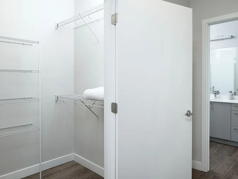 Walk-in closet