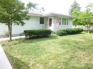 2133 Root St, Crest Hill, IL 60403