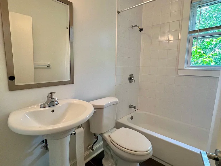 4564 Macarthur Blvd NW #302 — Photo 17