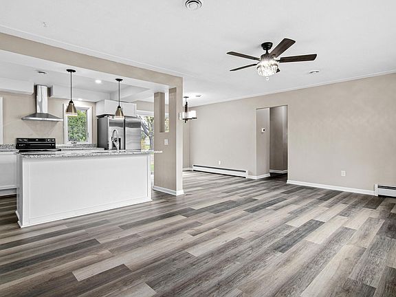 4th image of 8033 Georgia Ave N