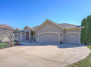 9915 Woodstock St, Lenexa, KS 66220