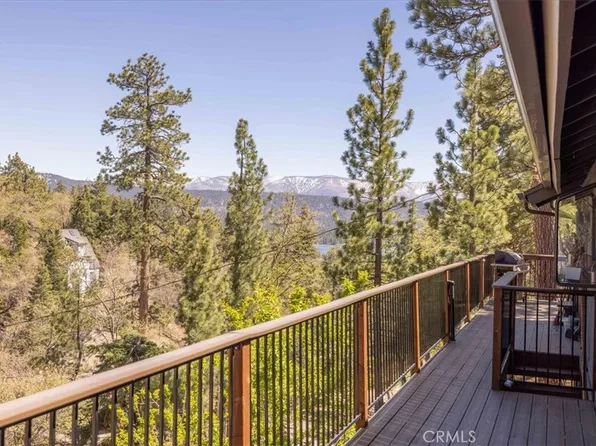 1231 Ridge Rd, Fawnskin, CA 92333