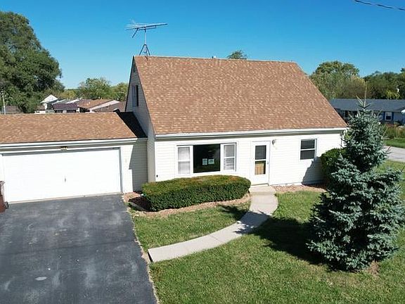 2nd image of 419 Niagara Rd