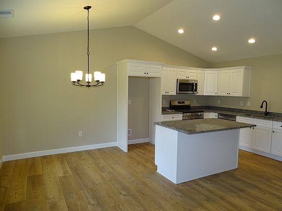 3rd image of 242/246 Brewton Rd