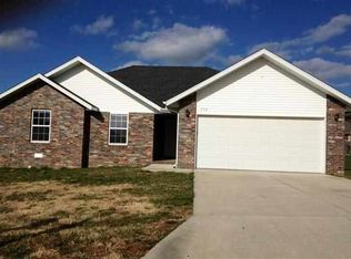 304 Penzance St, Monett, MO 65708