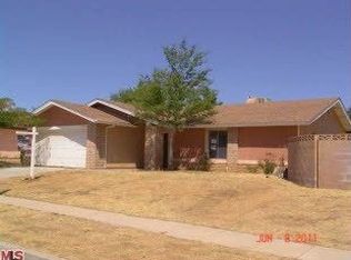 39235 Foxholm Dr, Palmdale, CA 93551