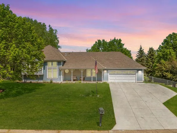 12310 29th Ave N, Plymouth, MN 55441