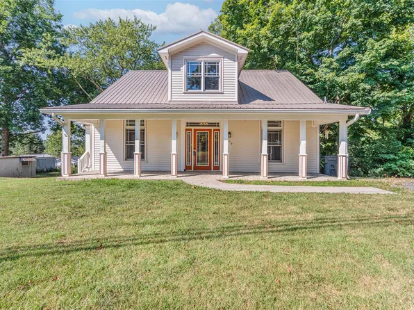 209 N Bedelia St, Scottsville, KY 42164