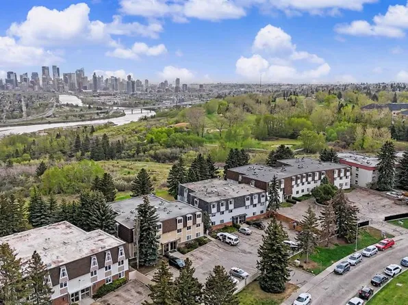 508 S Cedar Cres SW #301, Calgary, AB T3C 2Y8