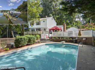 518 Edgewater Rd, Pasadena, MD 21122