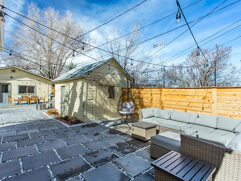 3904 S Pearl St — Photo 22