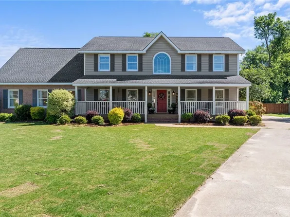 1210 Auxford Ave, Tuscaloosa, AL 35405