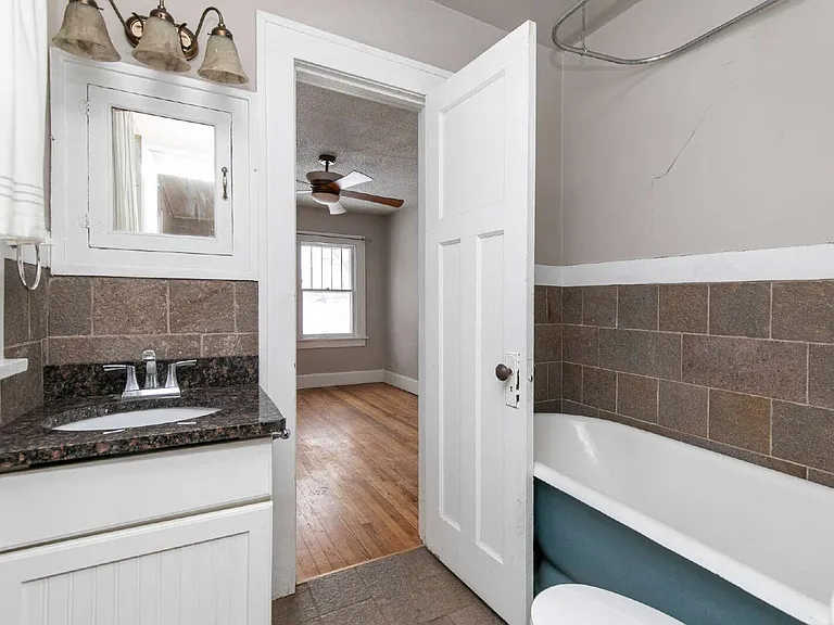 3014 Woodland Ave — Photo 20