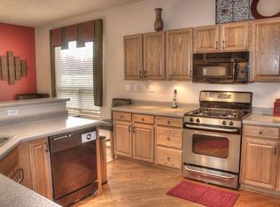 1015 Calle Corvo NE, Albuquerque, NM 87113