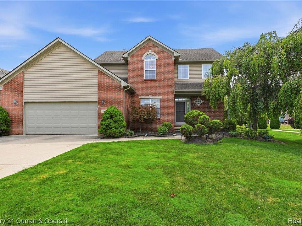 1st image of 23537 Crescent Ridge Dr