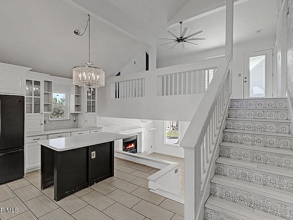 2nd image of 3301 Tierra Jazmin Ln