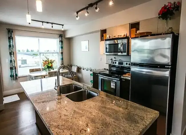 2 bed, 2.0 bath, 964 sqft, $1,700 — Photo 4