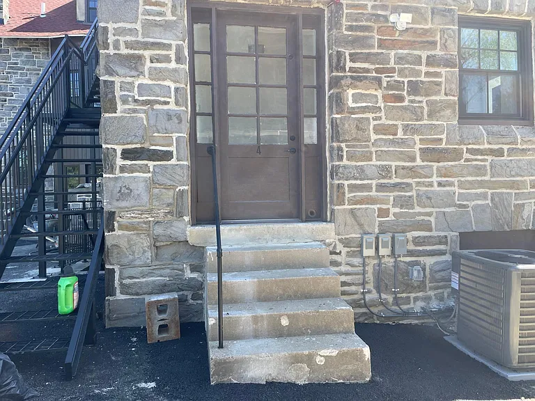 100 N Swarthmore Ave #A4 — Photo 5